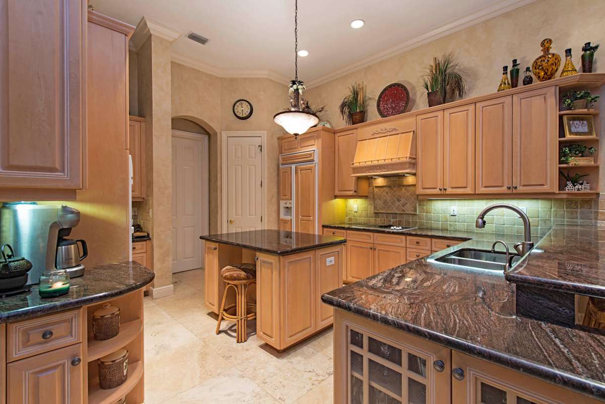 7347 Stonegate Drive Naples FLlarge006Granite Countertop Chefs